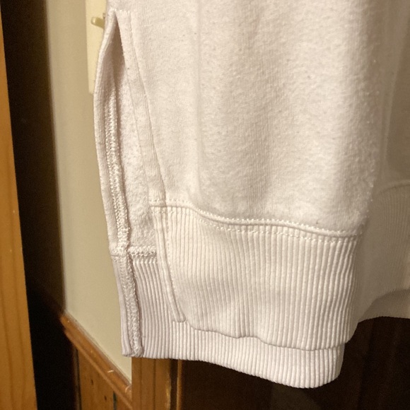 American Eagle Jegging Fit Sweatshirt. Size Small - Picture 2 of 5